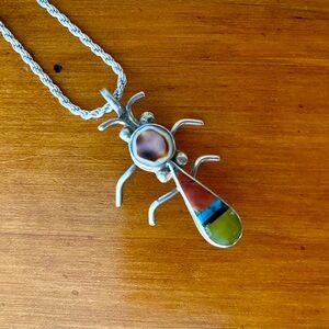 VINTAGE NATIVE AMERICAN ZUNI STERLING SILVER INLAY INSECT PENDANT with chain